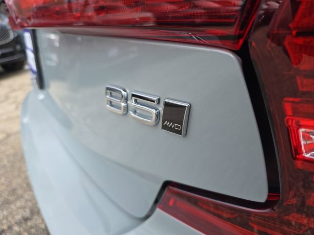 Certified 2024 Volvo S60 B5 Plus w/ Climate Package image 15