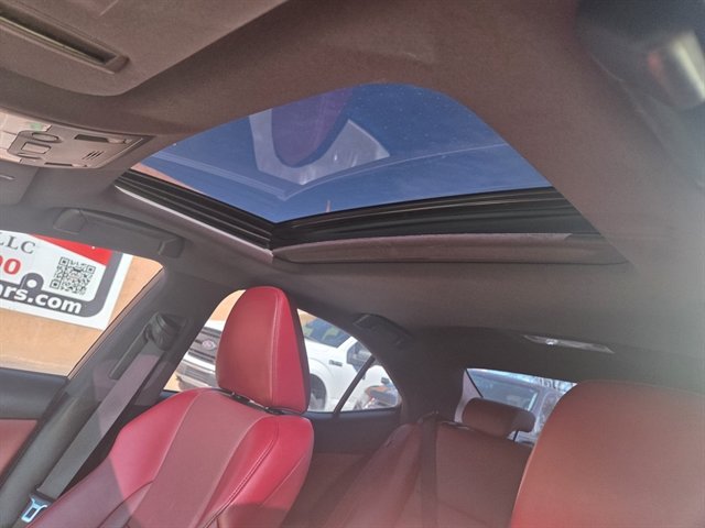 Used 2018 Lexus IS 350 F Sport w/ F Sport Package AWD/4WD image 10