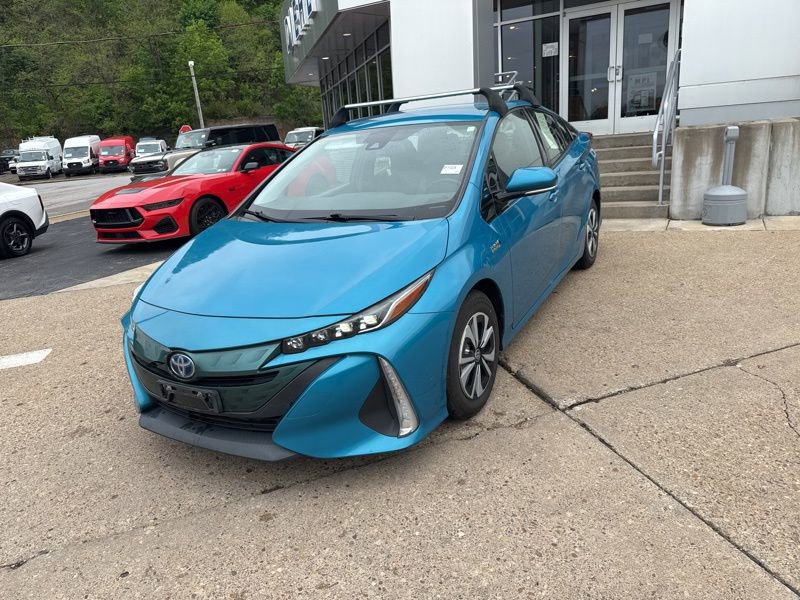 Used 2019 Toyota Prius Prime Plus FWD image 3