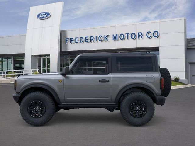 New 2026 Ford Bronco Badlands w/ Sasquatch Package AWD/4WD image 3