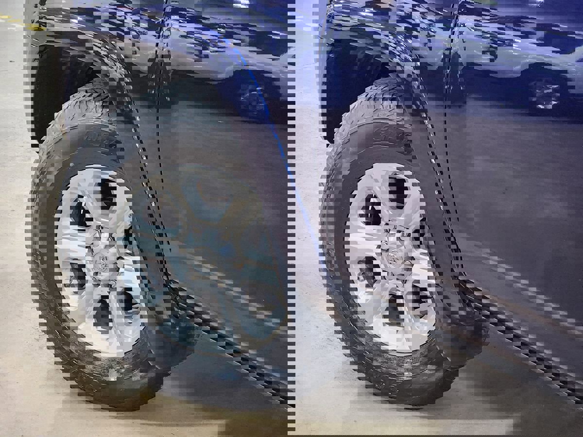 Used 2022 Toyota 4Runner SR5 Premium w/ Moonroof Package image 23