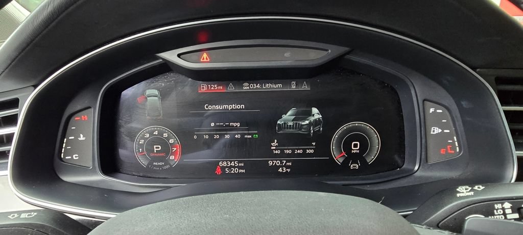 Used 2021 Audi Q7 3.0T Prestige AWD/4WD image 32