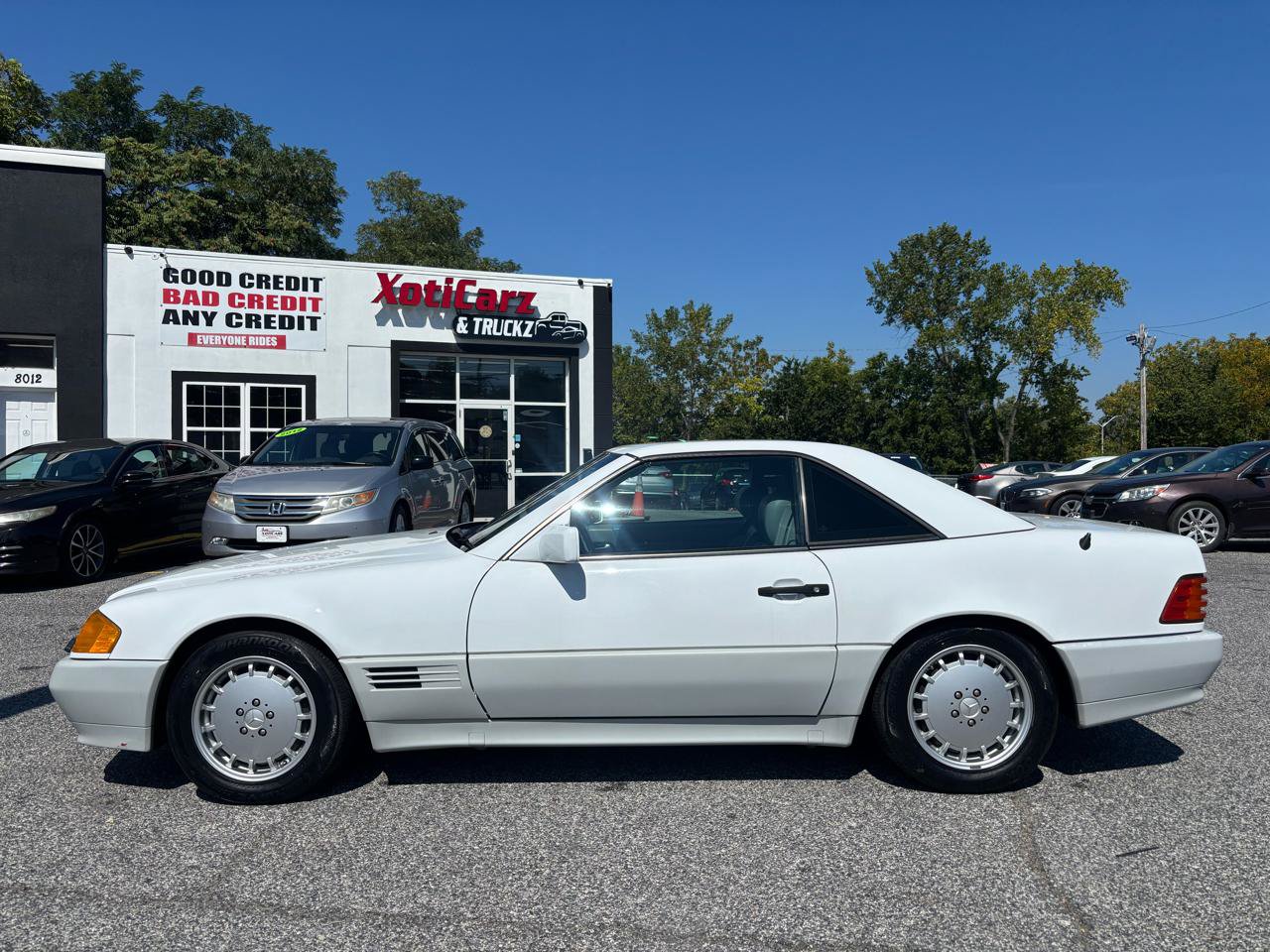 Used 1992 Mercedes-Benz 500 SL image 1