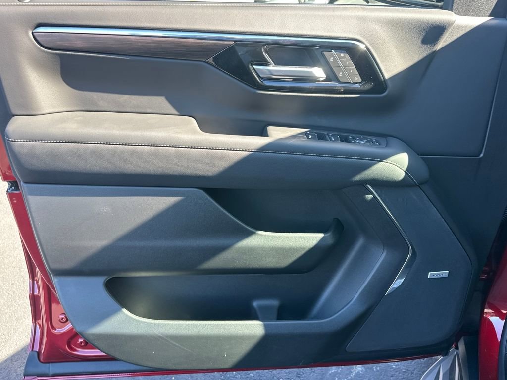 New 2026 Chevrolet Tahoe Premier w/ Sun And Tow Package image 13