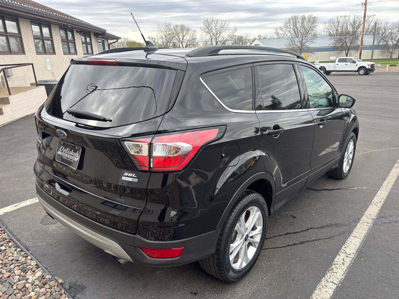 Used 2018 Ford Escape SEL AWD/4WD image 3