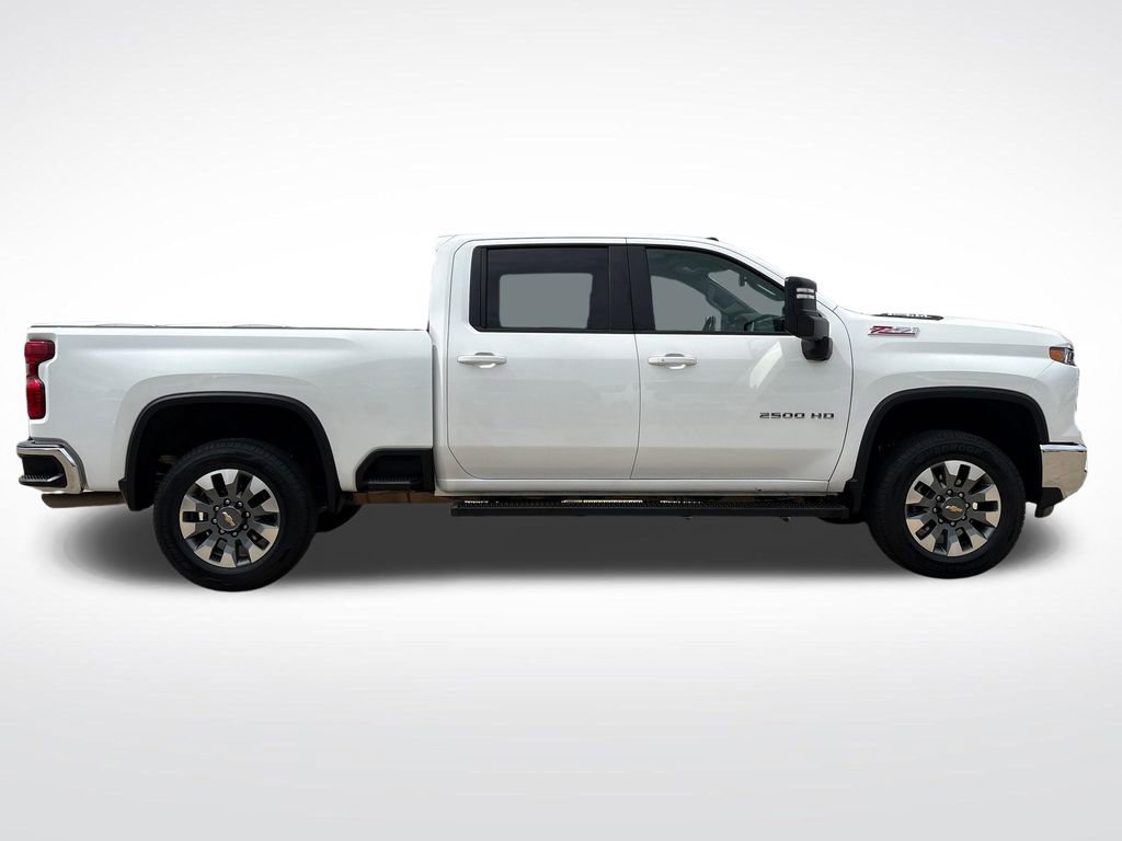 Used 2025 Chevrolet Silverado 2500 LT w/ All Star Edition AWD/4WD image 8