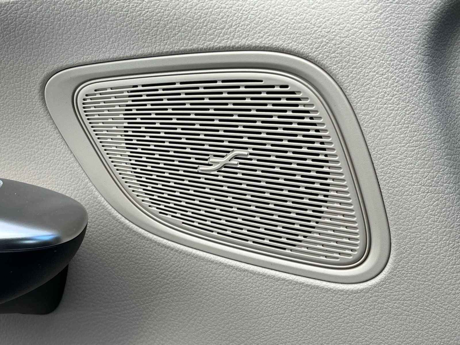 New 2026 Mercedes-Benz GLC 300 4MATIC image 34