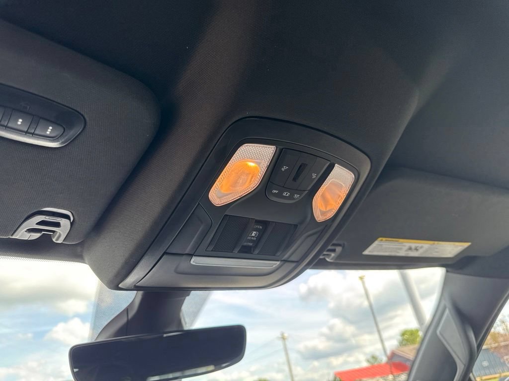 Used 2022 RAM 1500 Big Horn AWD/4WD image 36