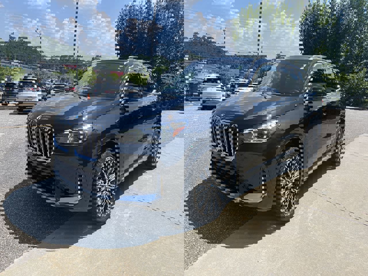 Certified 2025 BMW X1 xDrive28i w/ Technology Package image 4