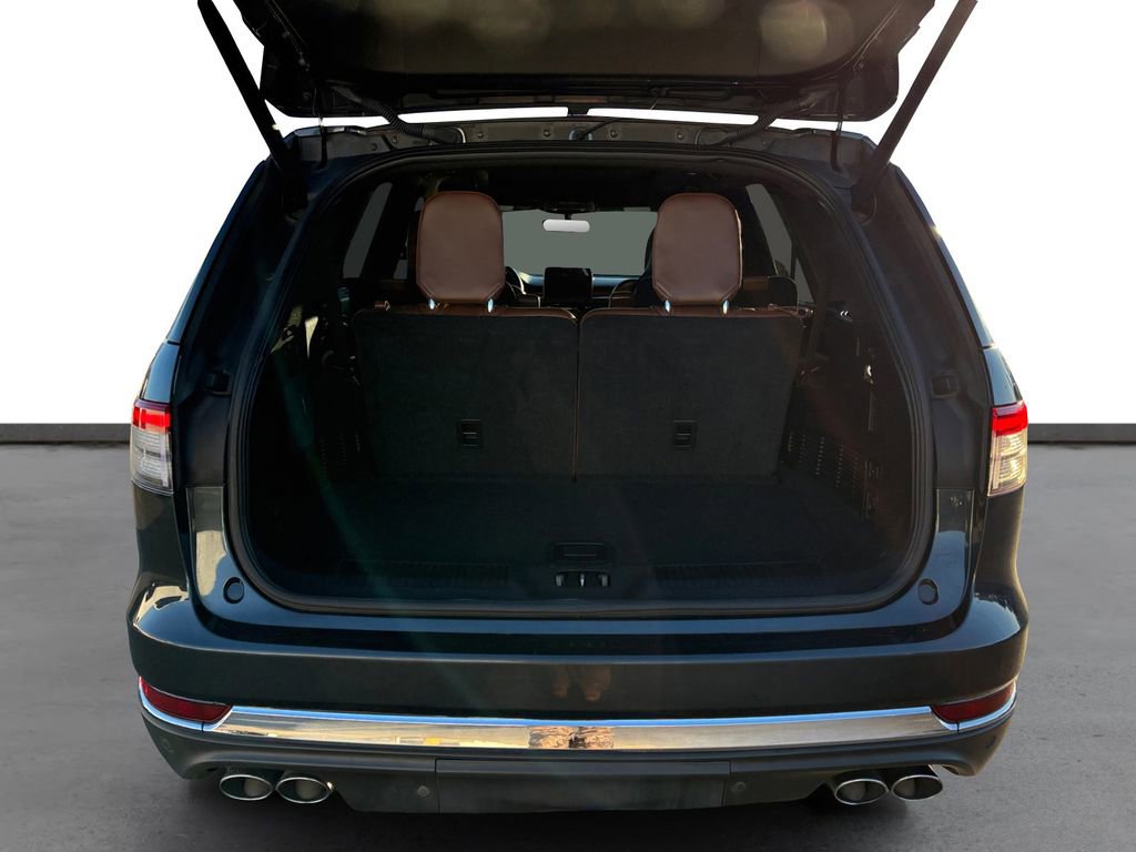 Used 2021 Lincoln Aviator Reserve w/ Equipment Group 202A image 24