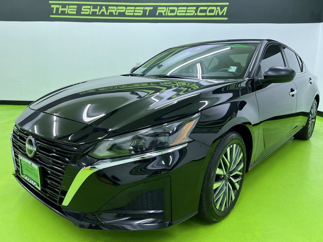 Used 2025 Nissan Altima 2.5 SV FWD image 5