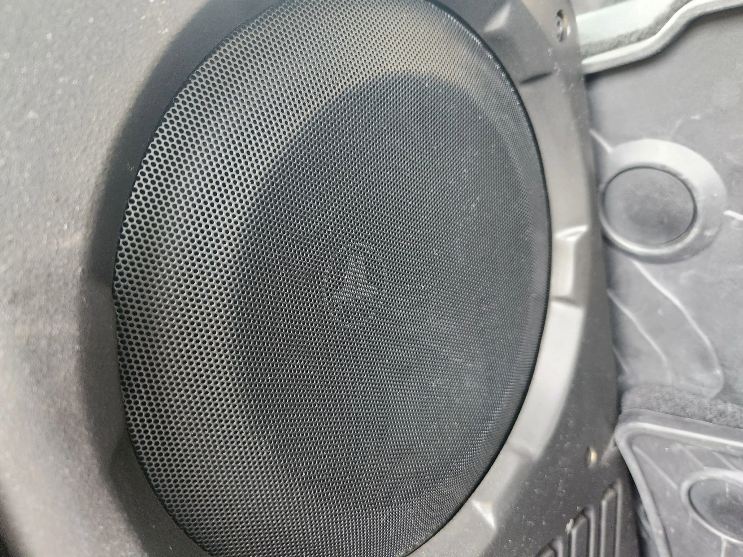 Used 2018 Jeep Wrangler Unlimited Sahara w/ Dual Top Group AWD/4WD image 49