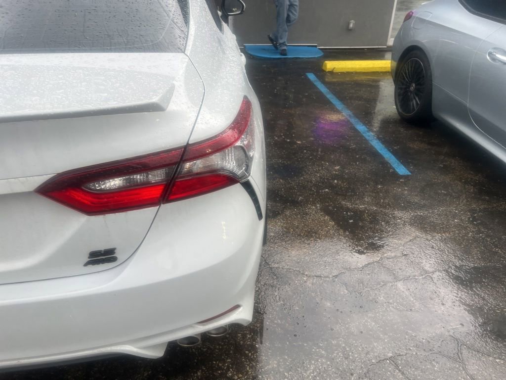 Used 2022 Toyota Camry SE w/ Cold Weather Package image 31