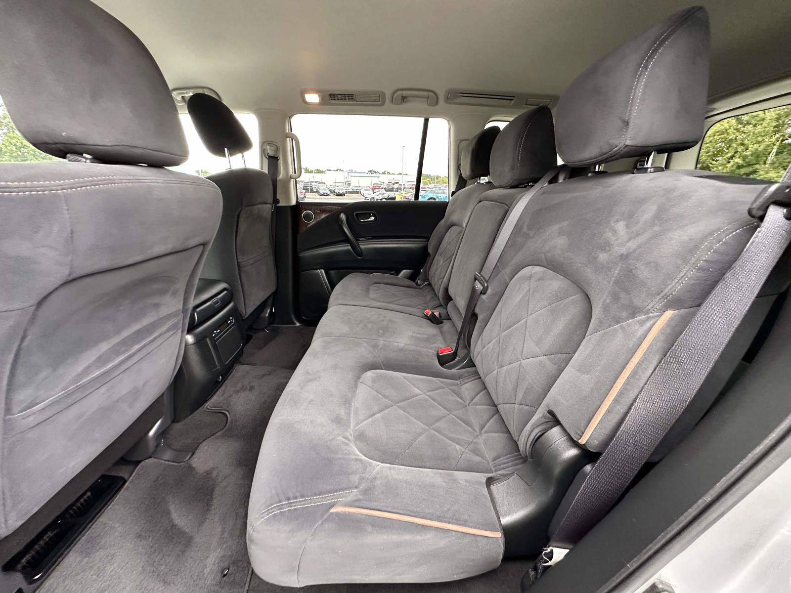 Used 2017 Nissan Armada SV AWD/4WD image 30