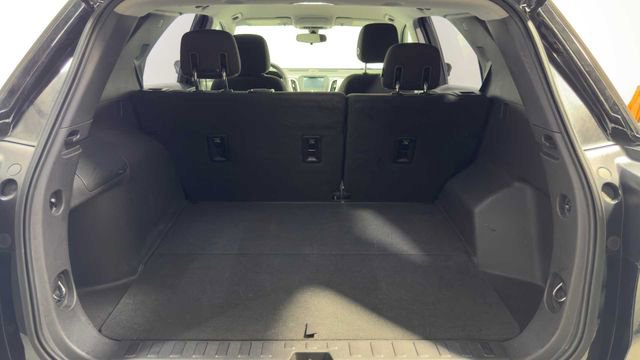 Used 2018 Chevrolet Equinox LS image 32