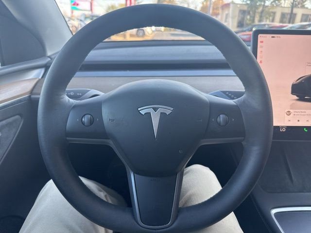 Used 2023 Tesla Model Y Long Range AWD/4WD image 25