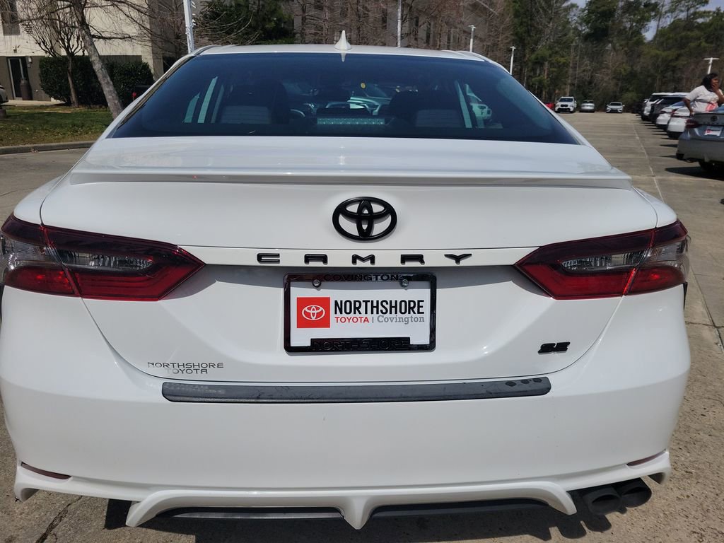 Certified 2024 Toyota Camry SE w/ Convenience Package image 5