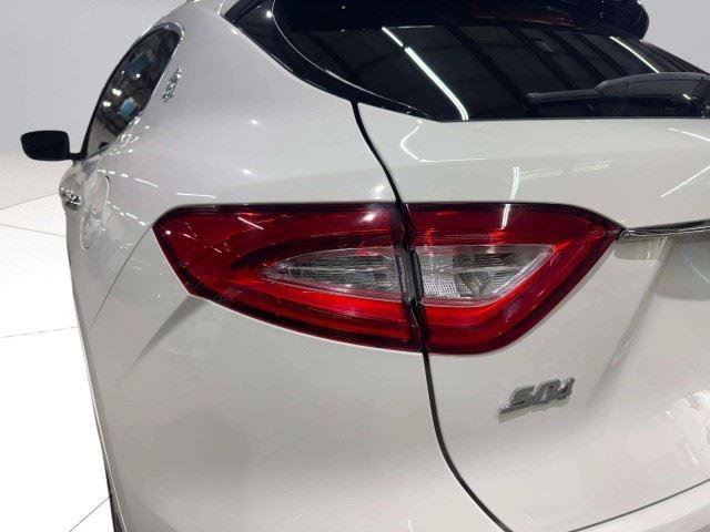 Used 2017 Maserati Levante S AWD/4WD image 60