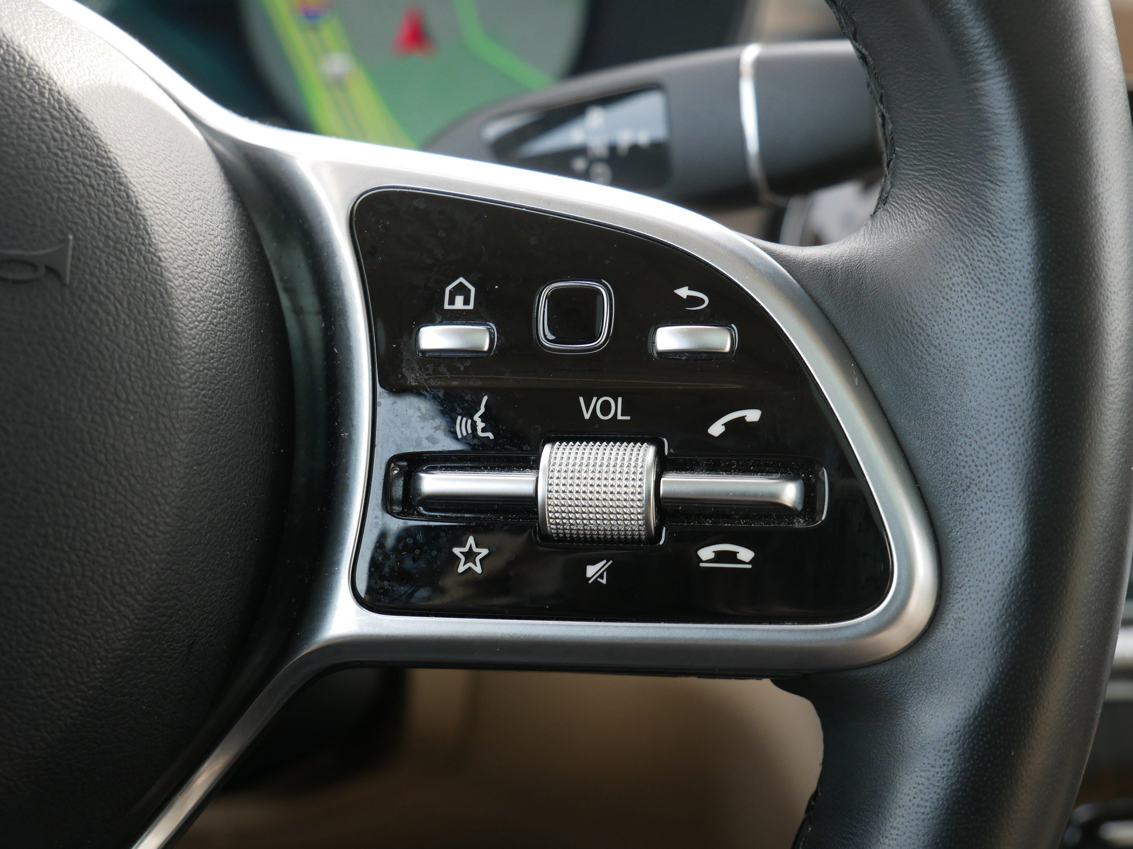 Used 2020 Mercedes-Benz GLC 300 4MATIC image 23