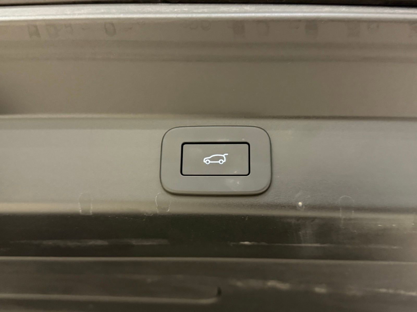 New 2025 Land Rover Range Rover Sport image 40