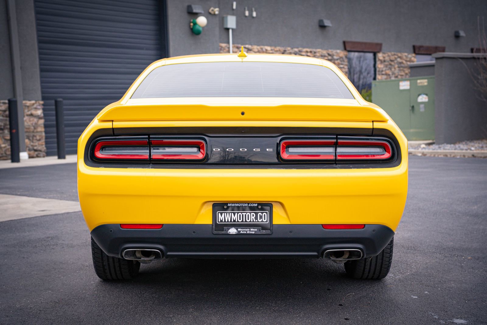 Used 2017 Dodge Challenger GT w/ Driver Convenience Group image 8