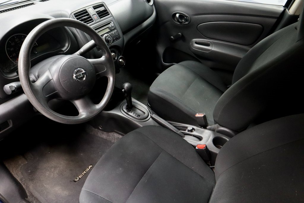 Used 2013 Nissan Versa S image 21