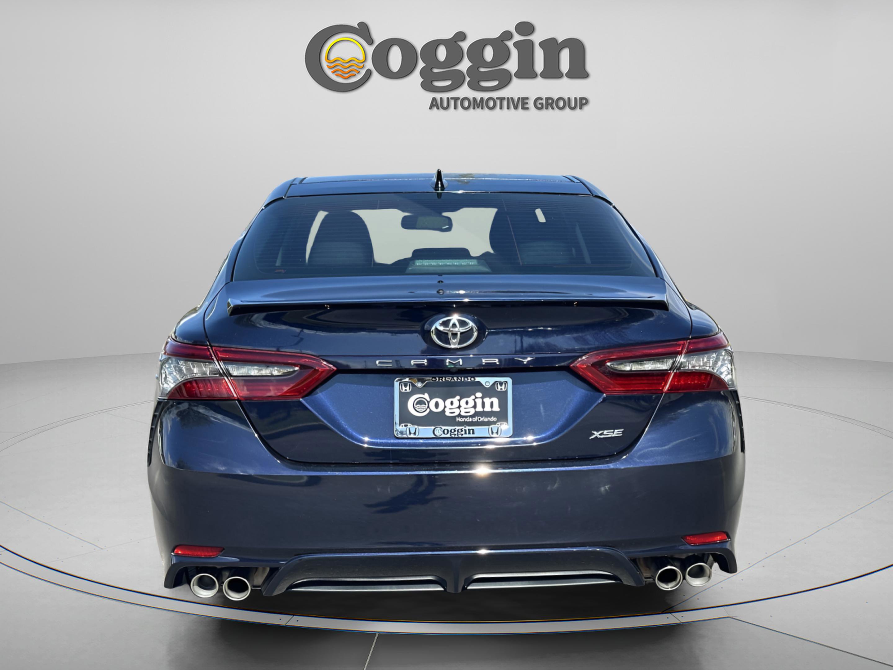 Used 2022 Toyota Camry XSE image 6