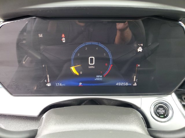 Used 2025 Chevrolet Trax LT FWD image 12