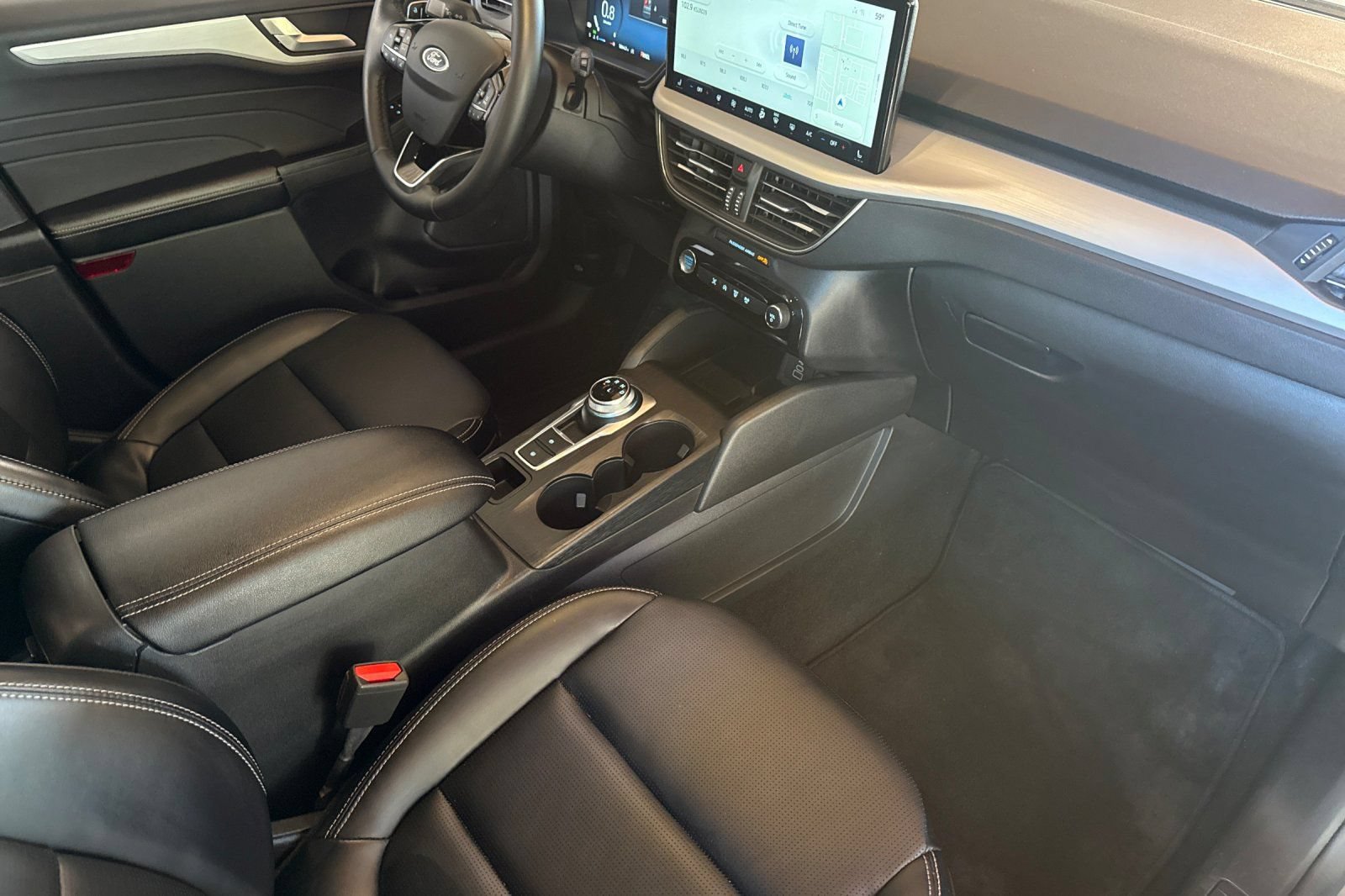 Used 2025 Ford Escape Platinum AWD/4WD image 21