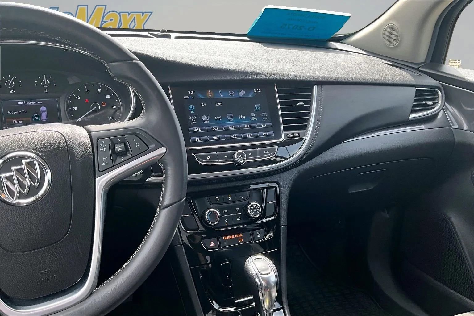 Used 2021 Buick Encore Preferred AWD/4WD image 15