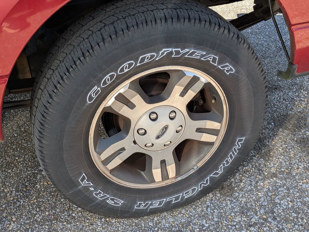 Used 2007 Ford F150 XLT image 6