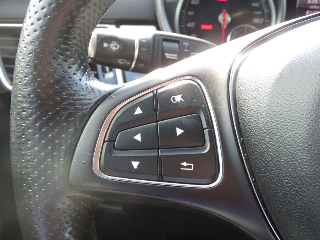 Used 2018 Mercedes-Benz GLE 350 4MATIC image 22