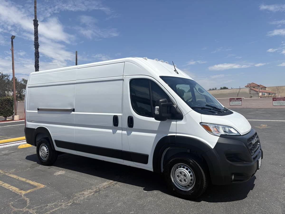 Used 2026 RAM ProMaster 2500 w/ Convenience Group FWD image 38