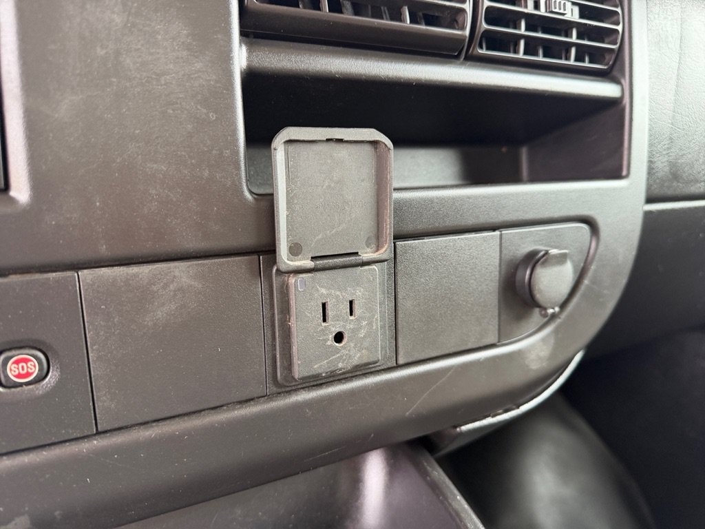 Used 2019 GMC Savana 3500 w/ Driver Convenience Package RWD image 17