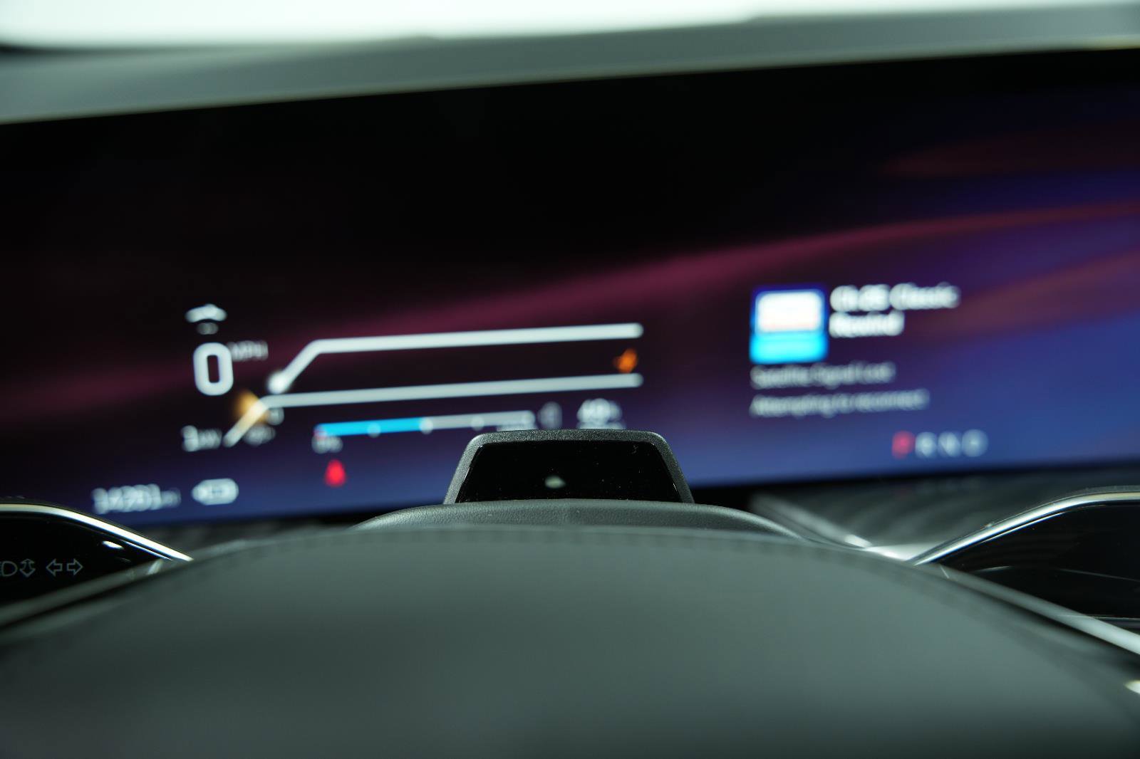 Used 2025 Cadillac Escalade IQ Luxury 2 w/ LPO, Premium Carpet Package image 33