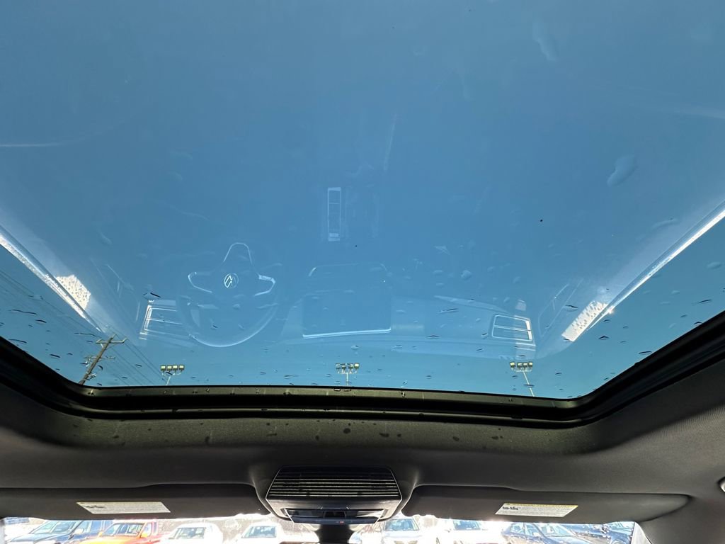 Used 2025 Volkswagen Atlas Cross Sport SEL image 23