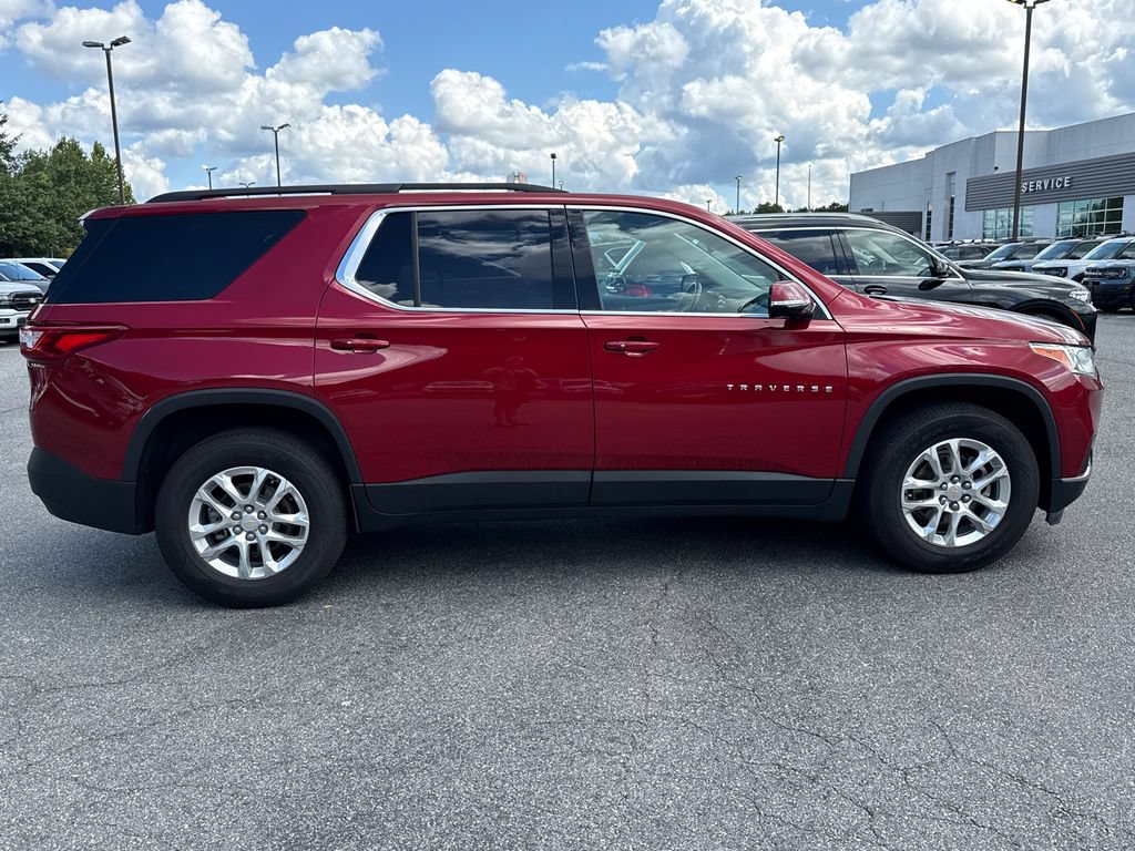 Used 2019 Chevrolet Traverse LT FWD image 8