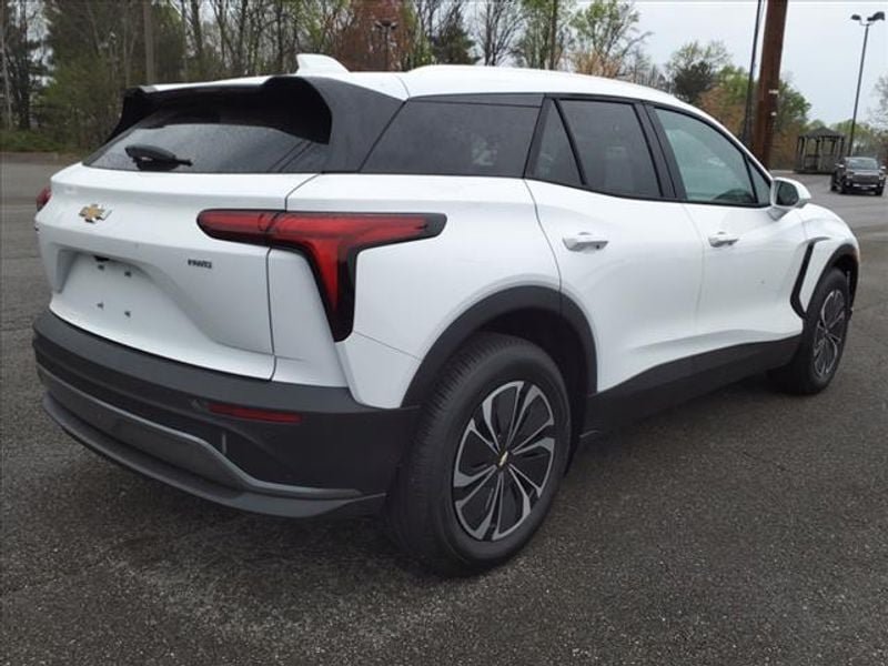 New 2024 Chevrolet Blazer EV LT AWD/4WD image 4