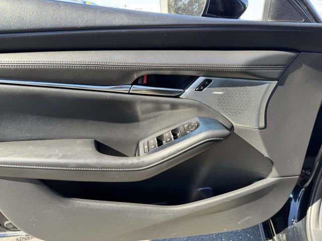 Used 2019 MAZDA MAZDA3 Sedan w/ Preferred Package image 14