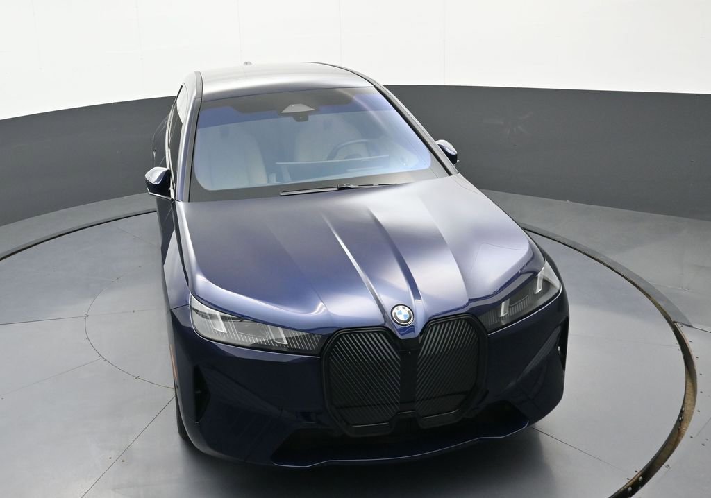 Used 2026 BMW iX xDrive45 w/ Premium Package image 29
