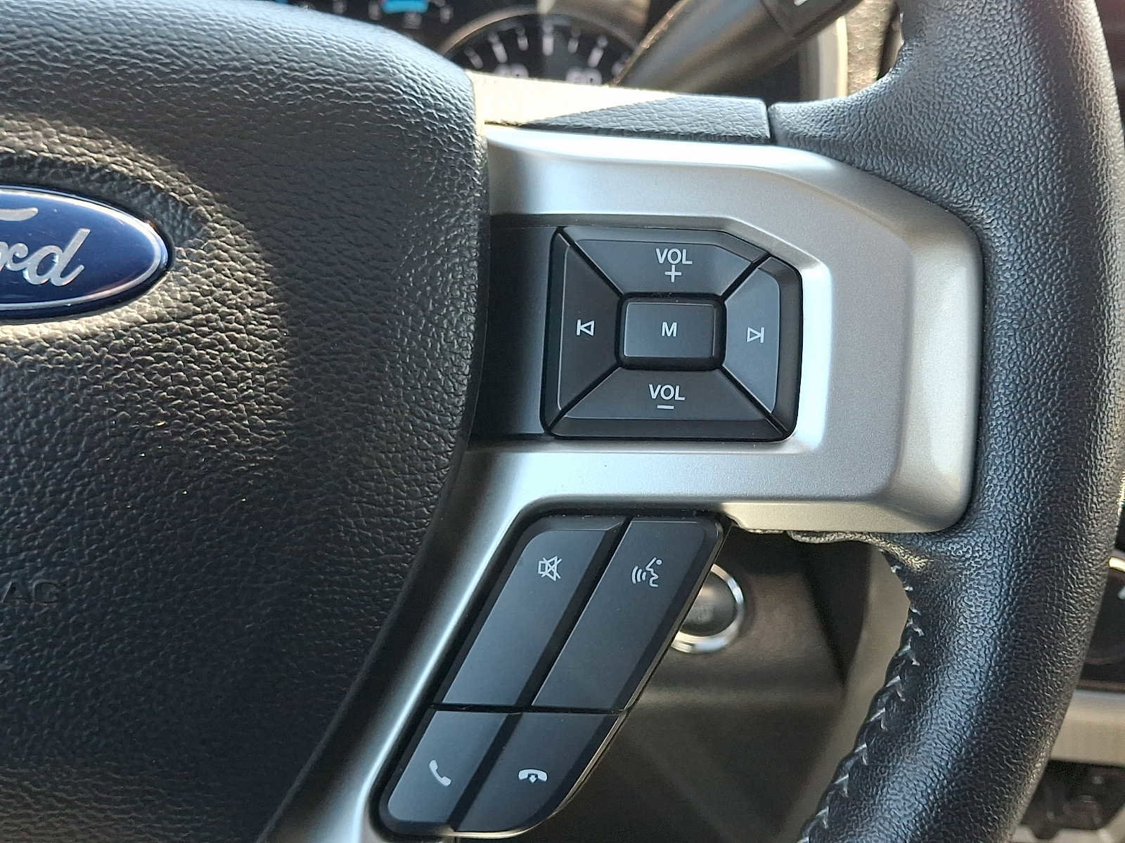 Used 2020 Ford F250 Lariat w/ Lariat Ultimate Package image 25