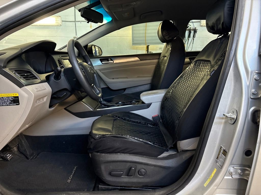 Used 2015 Hyundai Sonata Sport FWD video 2