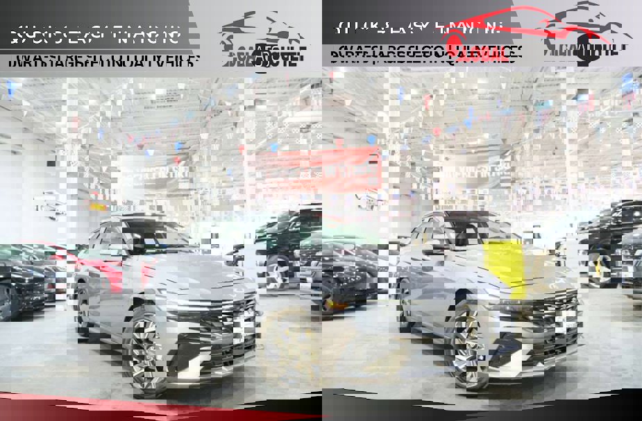 Used 2024 Hyundai Elantra Limited image 1