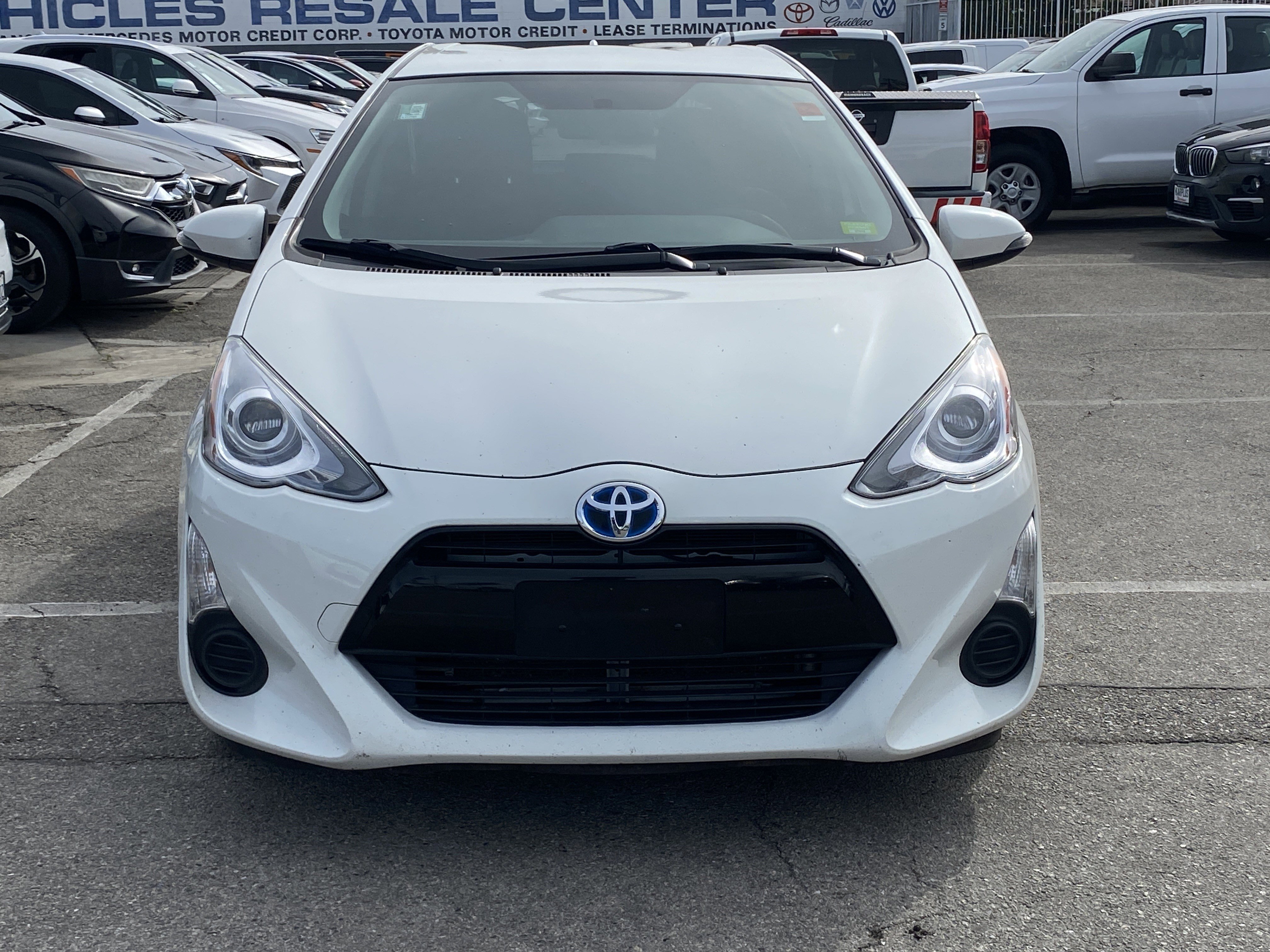 Used 2015 Toyota Prius C Two image 3