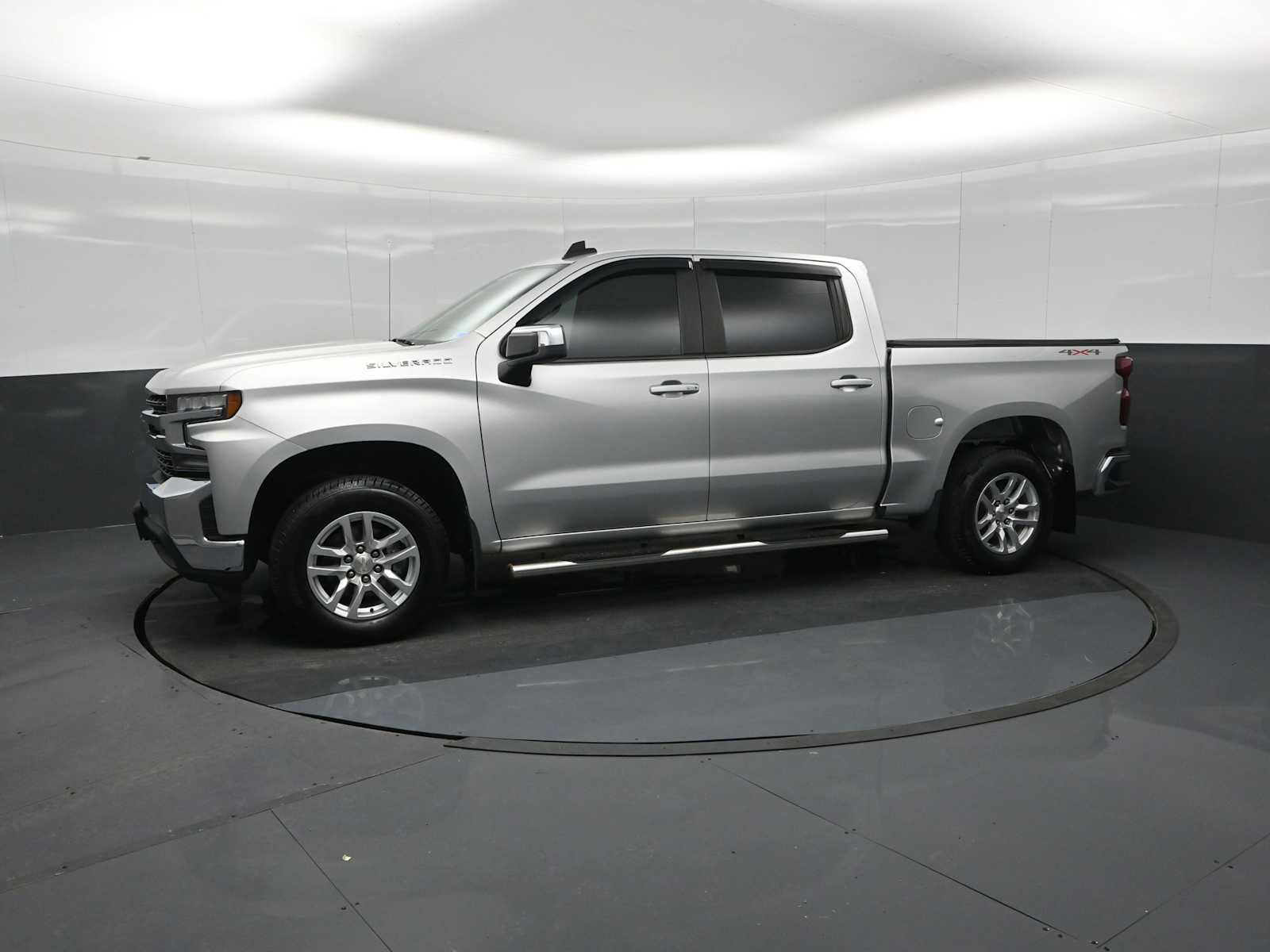 Used 2020 Chevrolet Silverado 1500 LT w/ All-Star Edition AWD/4WD image 4