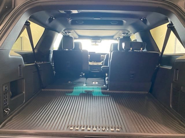 New 2027 Ford Expedition Max Platinum w/ Stealth Appearance Package AWD/4WD image 9