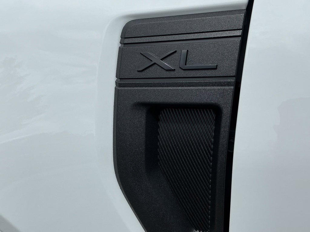 New 2026 Ford Maverick XL FWD image 19