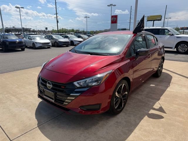 Certified 2025 Nissan Versa SR FWD image 7