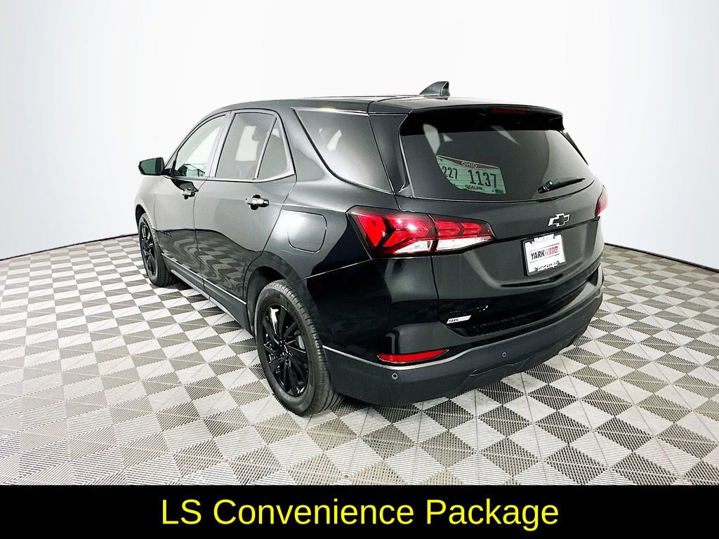 Used 2023 Chevrolet Equinox LS w/ LS Convenience Package image 7
