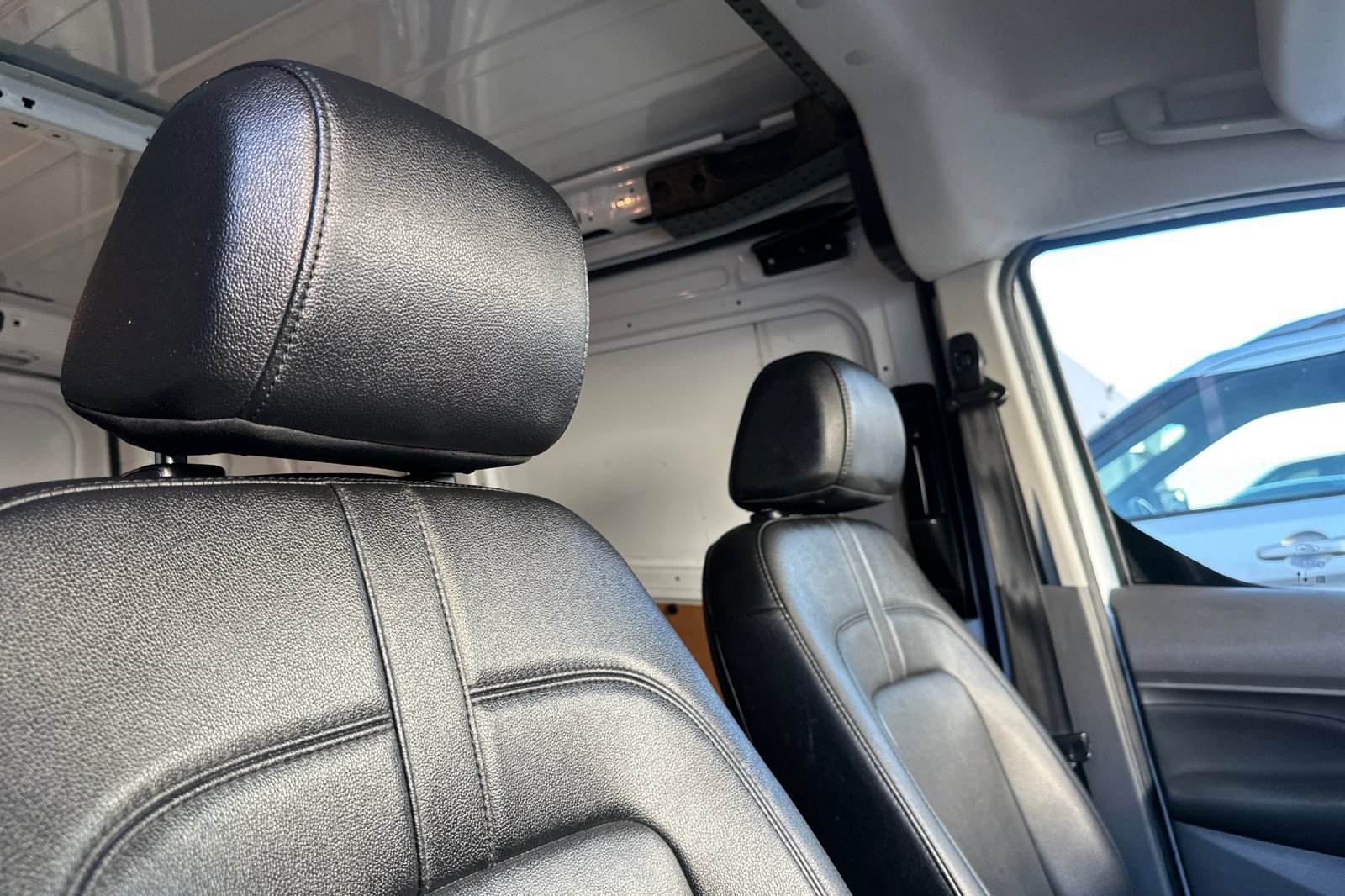 Used 2021 Ford Transit Connect XL FWD image 19